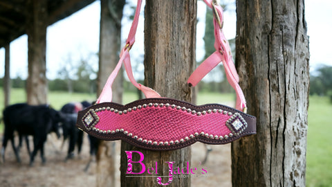 Pink Bronc style halter *sale*